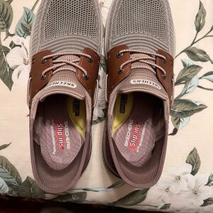 Skechers Men's Gray and Brown Boat Shoes